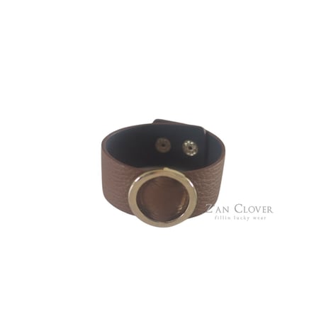 zanclover/15. Gold ledder bracelet FREE