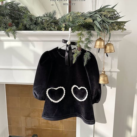 melikey/90. heart one-piece JS-JM