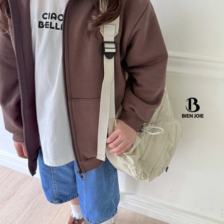bienjoie/57. illy zipup S-XL