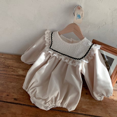 bebeholic/16. Dai suit S(3-6M)-L(12-18M)
