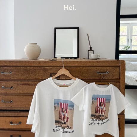 hei/10. beach T-shirt MOM