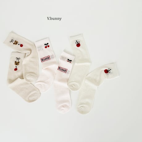 vbunny/46. momo socks set FREE