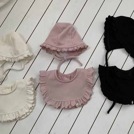 bebeholic/49. fril bonnet set FREE