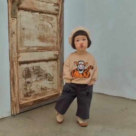 oottbebe/34. friends tigger family man-to-man XS(1-2Y)-XL(6-7Y)