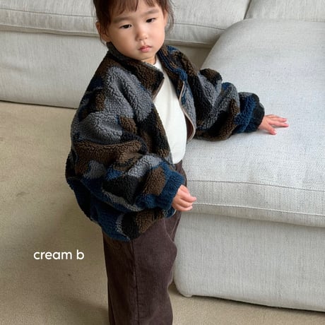 oren/17. vella earmuffs FREE