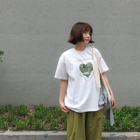digreen/48. pure swan tee. (mom) FREE