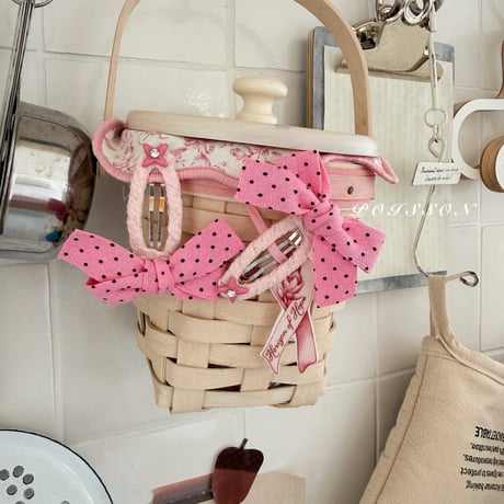 poisson/16. madlen ribbon pin FREE
