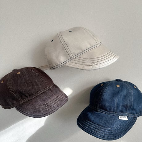 minirobe/48.  love jeans cap  FREE