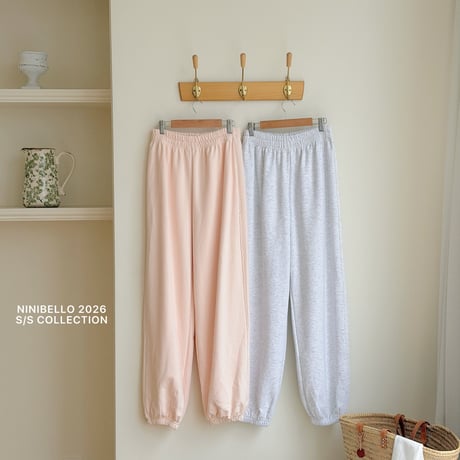 ninibello/59. milk lace jogger pants FREE