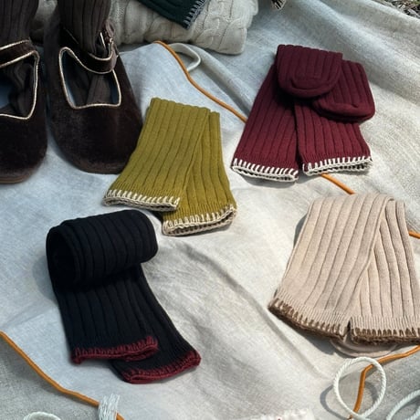 dudie/83. Teezy knee socks FREE