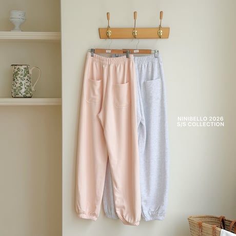 ninibello/59. milk lace jogger pants FREE