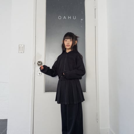 oahu/35. momo short hood zipup S-XL