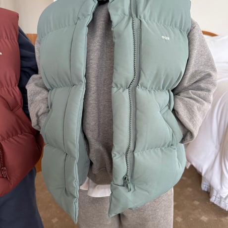 our/88. 26FW padding vest ADULT