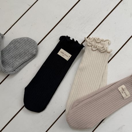 bebeholic/51. momo knee socks FREE