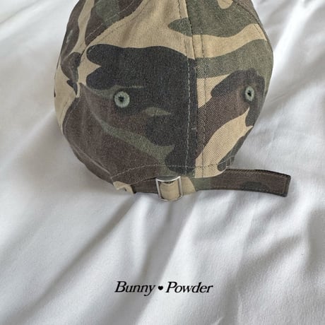bunnypowder/148. chrome ball cap FREE