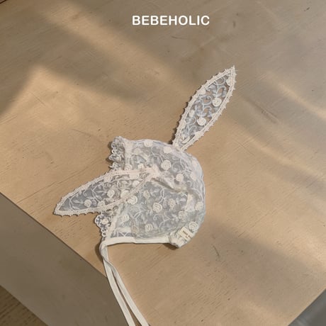 bebeholic/64. rabbit lace bonnet FREE