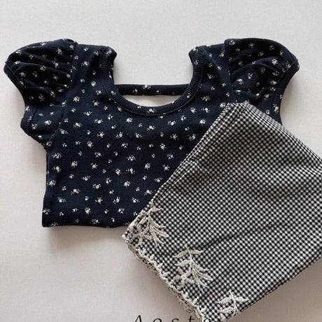 aosta/56. Open Back Puff Blouse S-2XL