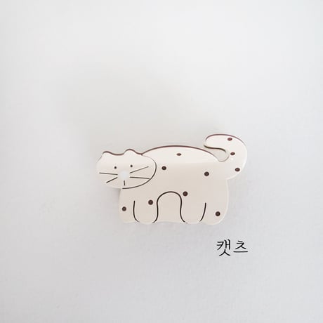 zanclover/51. animal sissor pin FREE