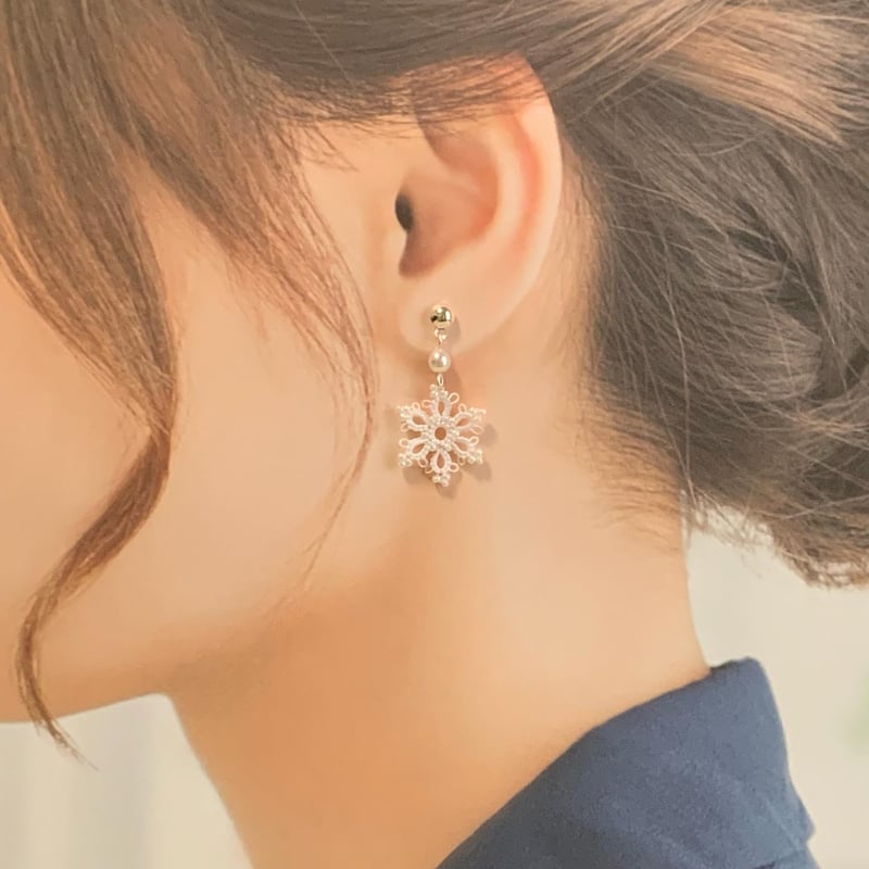 雪の結晶モチーフS ピアス・イヤリング 102 | アトリエ Chiro 雪の結晶モチーフS ピアス・イヤリング 102 | アトリエ Chiro