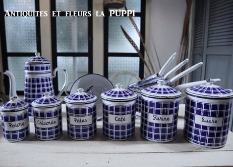 Antiquités et fleurs la Puppi