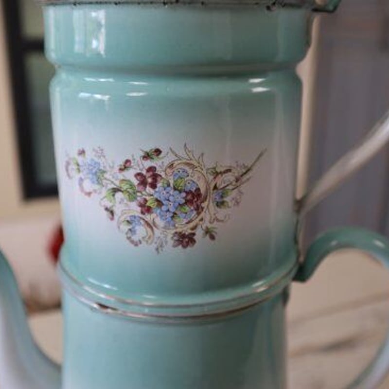 フランスから到着♪B&W社アンティーク・ホーローポット2段（フラワー