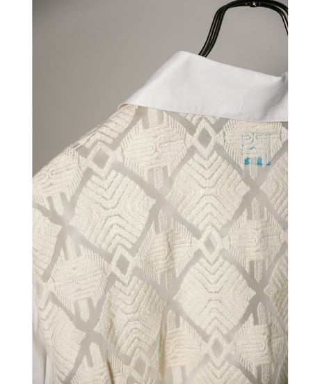 PERIOD FEATURES Cotton Poplin Back Knit Lace Pullover