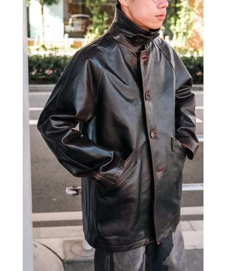 ENCOMING BACK PLEATED BLOUSON
