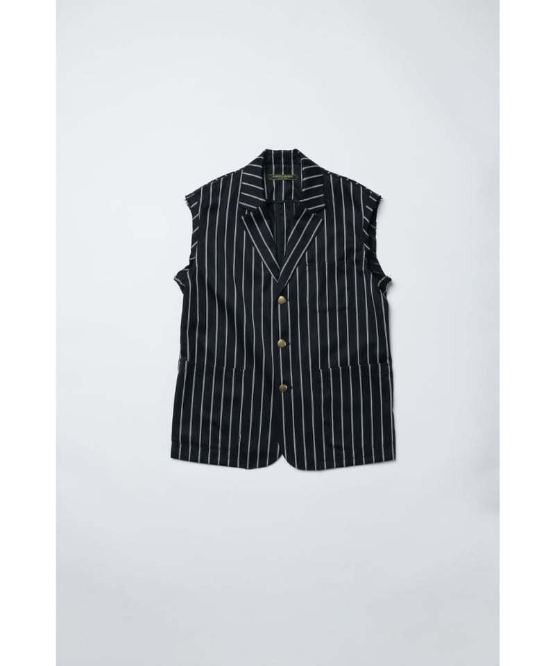 The DUFFER N NEPHEWS SLEEVELESS SCHOOL JACKET | The DUFFER N NEPHEWS SLEEVELESS SCHOOL JACKET |