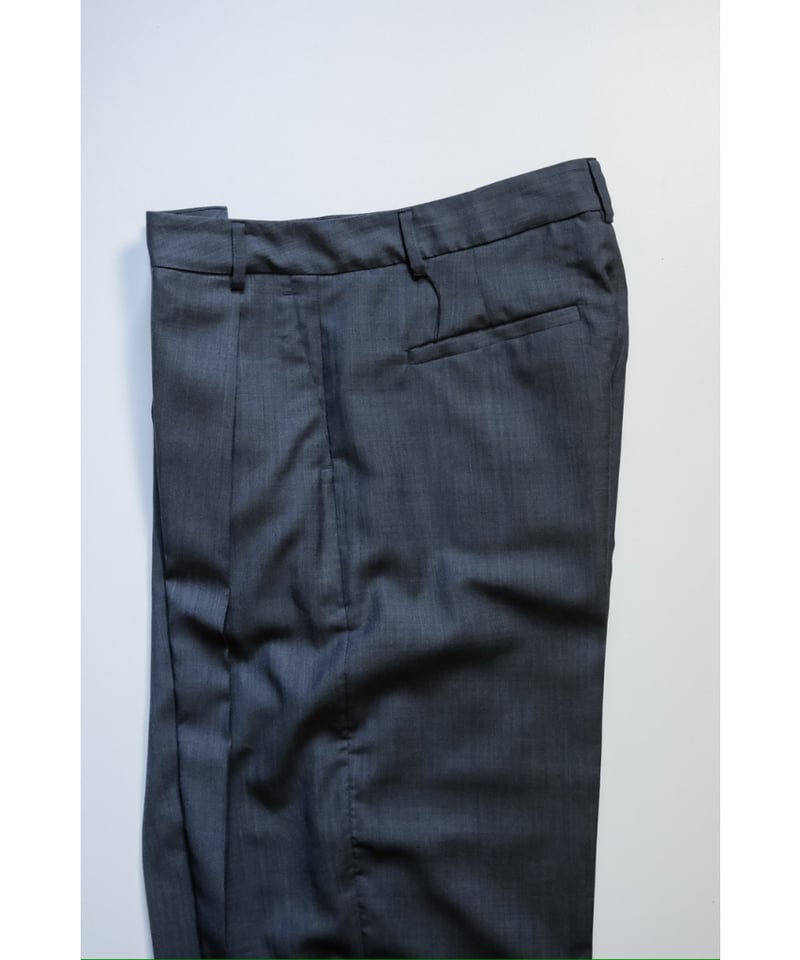 BISOWN SHEER WOOL PLEATSTUCK SLACKS | MusterWer BISOWN SHEER WOOL PLEATSTUCK SLACKS | MusterWer