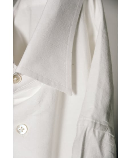 PERIOD FEATURES 250 count 2 ply Khadi Standard Shirts
