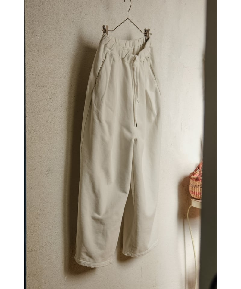 King Gnu 常田 着 ANCELLM TUCK SWEAT PANTS 1 King Gnu 常田 着 ANCELLM TUCK SWEAT PANTS 1