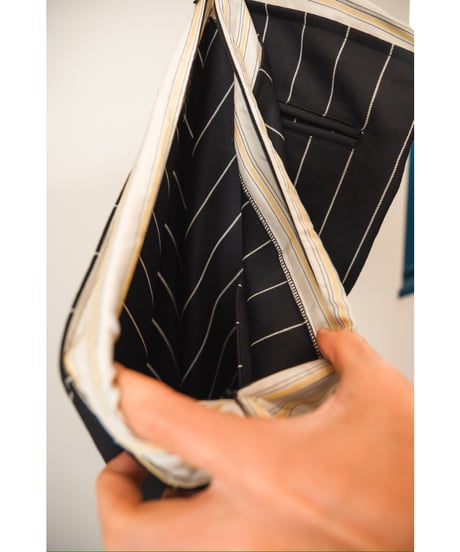 CLASS  "CCEA01UNI C " - DORMEUIL ROYAL11 STRIPE -