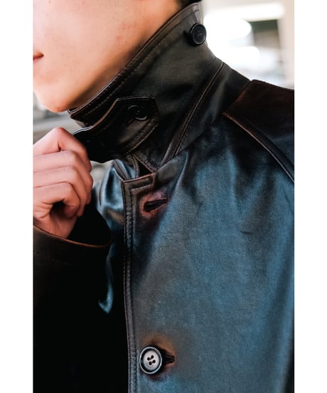 ENCOMING BACK PLEATED BLOUSON