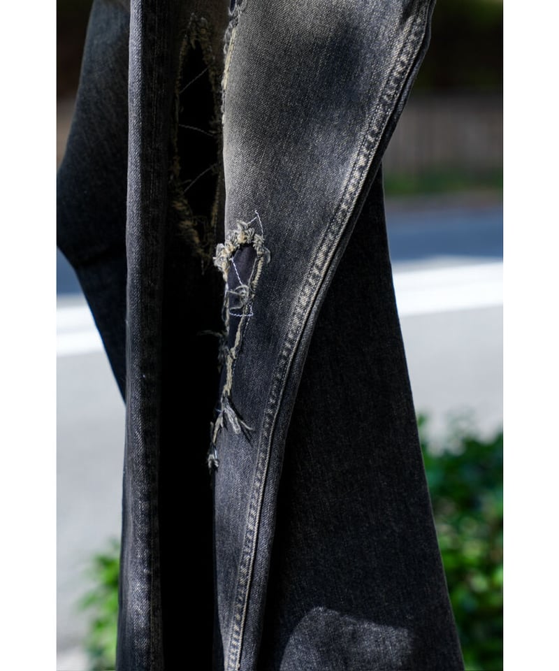 ENCOMING SLASHED DENIM TROUSER | MusterWerk Sud. ENCOMING SLASHED DENIM TROUSER | MusterWerk Sud.