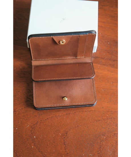 forme Post wallet