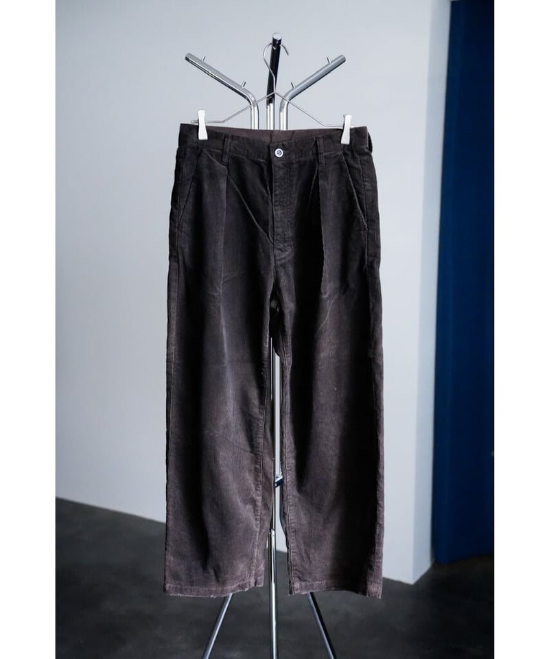 ANCELLM AGING CORDUROY PANTS | MusterWerk Sud. ANCELLM AGING CORDUROY PANTS | MusterWerk Sud.