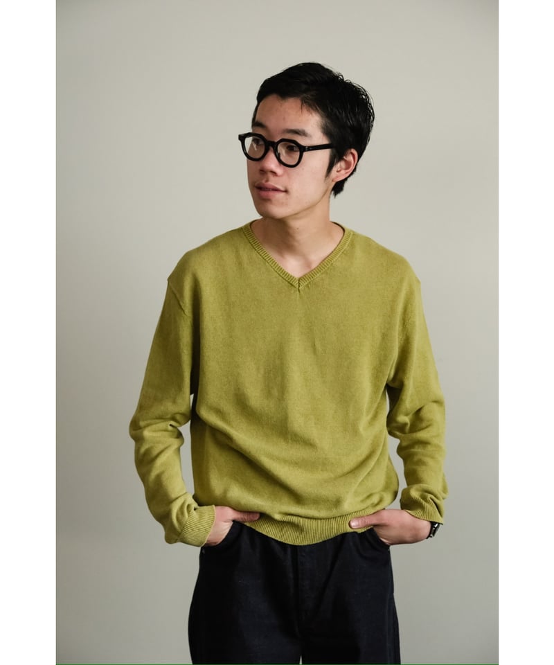 【ENCOMING】KNITTED V NECK JUMPER ENCOMING KNITTED V NECK JUMPER | MusterWerk Sud.
