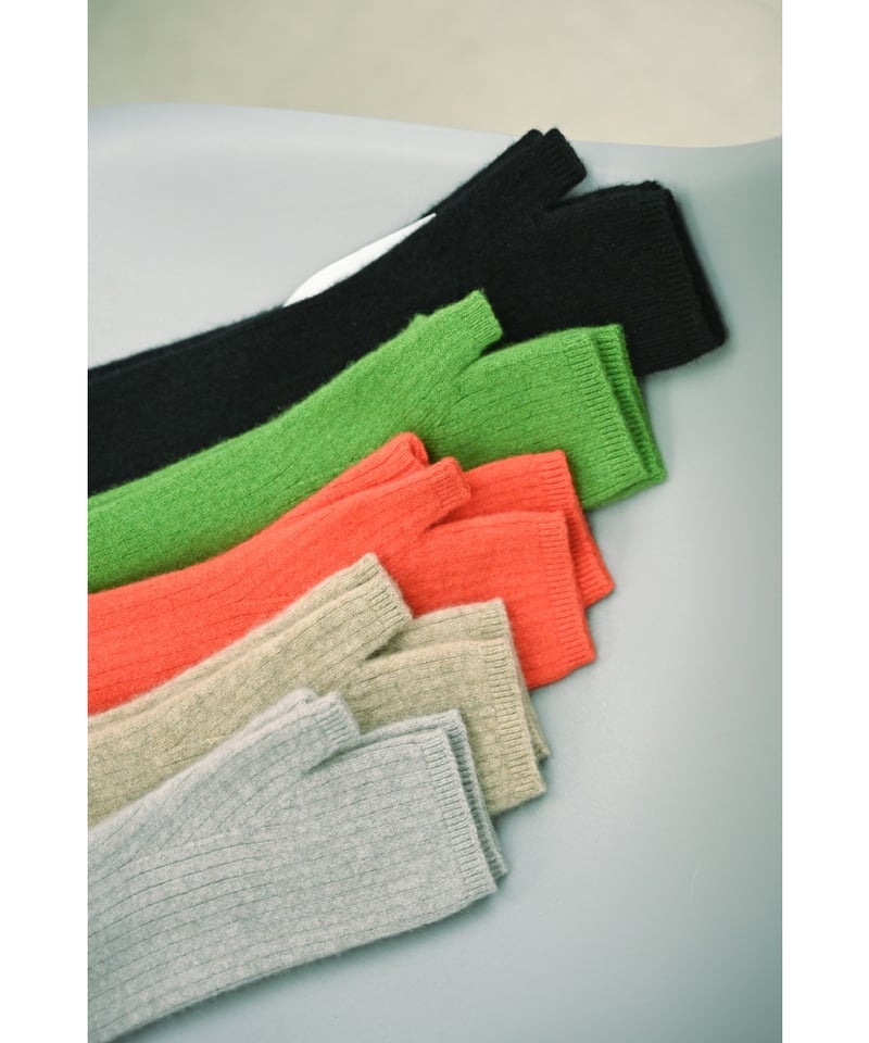 Olde H & Daughter AGED CASHMERE GLOVES | Muster