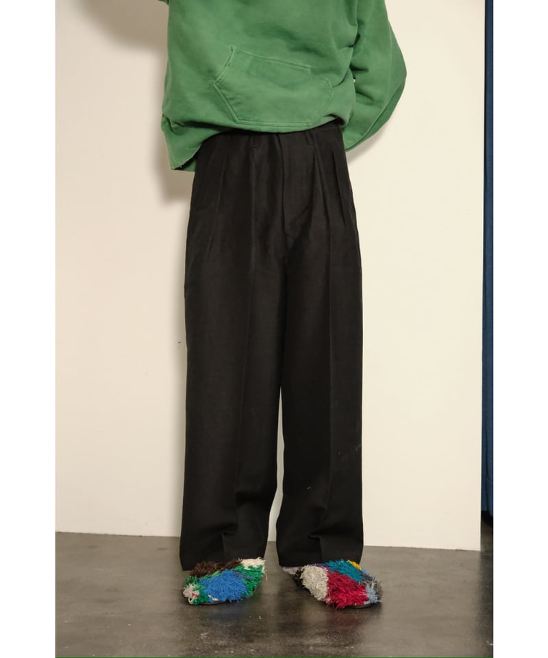 ANCELLM W/L WIDE EASY TUCK SLACKS | MusterWerk ANCELLM W/L WIDE EASY TUCK SLACKS | MusterWerk