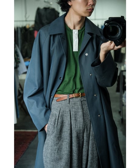 un/unbient "Exclusive" WASHABLE WOOL NO-SLEEVE HENLY NECK