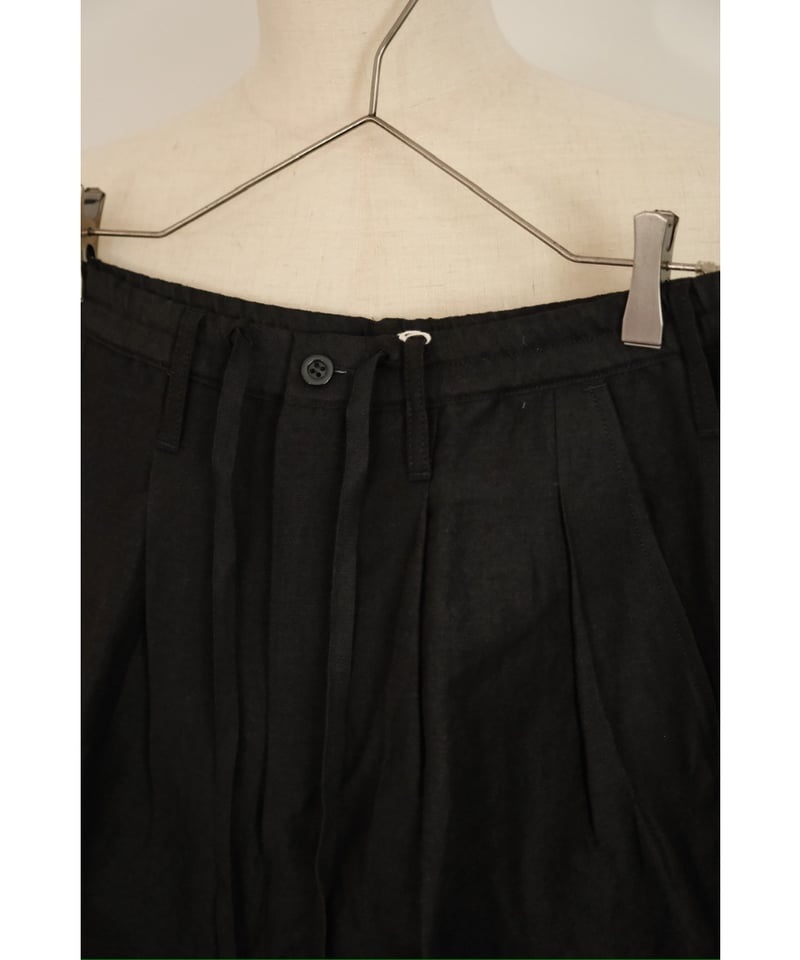 ANCELLM W/L WIDE EASY TUCK SLACKS | MusterWerk