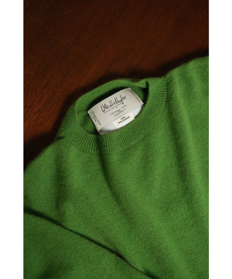 Olde H & Daughter AGED CASHMERE PLAIN STITCH CR Olde H & Daughter AGED CASHMERE PLAIN STITCH CR