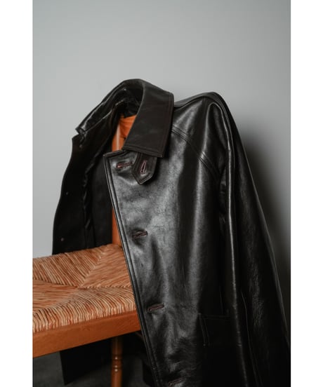 ENCOMING BACK PLEATED BLOUSON