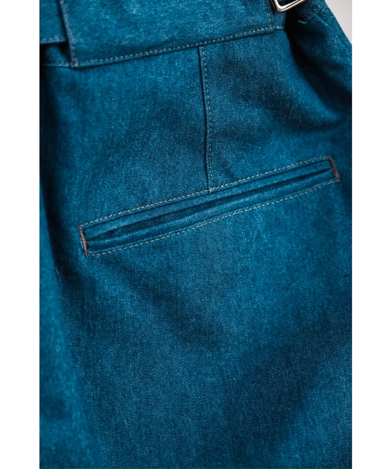 The CLASIK KUURA DENIM BACK BELT 5 POCKET TROUS