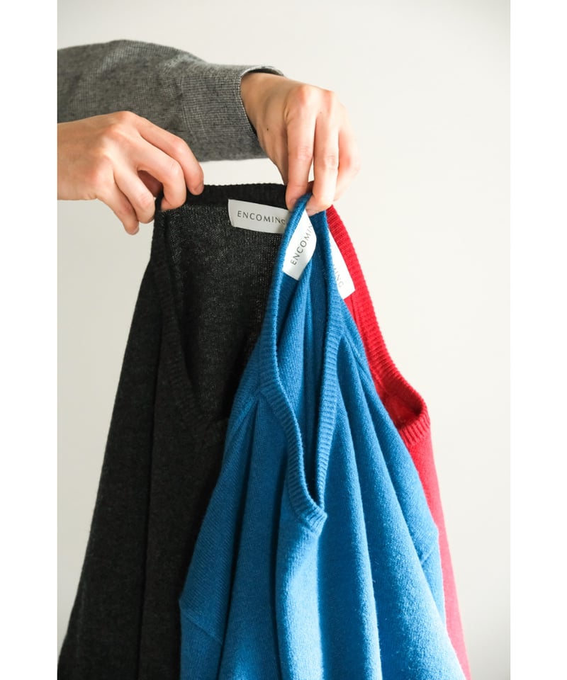 ENCOMING KNITTED V NECK JUMPER | MusterWerk Sud.