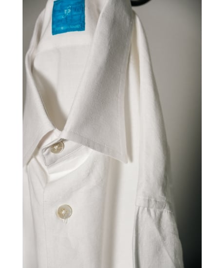 PERIOD FEATURES 250 count 2 ply Khadi Standard Shirts