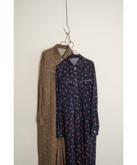 KANEMASA PHIL. "Exclusive" 36G Linen Sucker Flower Jumpsuit