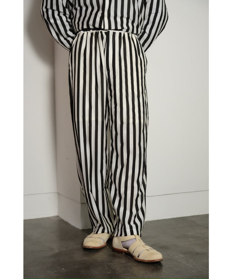 パンツ THE DAY KANEMASA KNITTING CLASSIC SLACKS THE DAY × KANEMASA KNITTING / CLASSIC SLACKS [BLACK] | 定番の