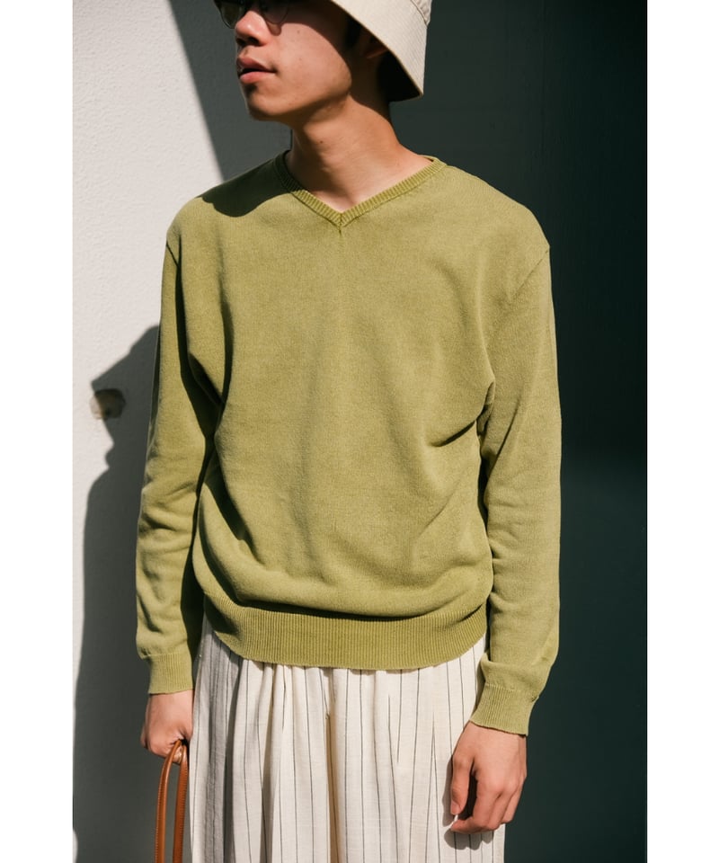 【ENCOMING】KNITTED V NECK JUMPER ENCOMING KNITTED V NECK JUMPER | MusterWerk Sud.