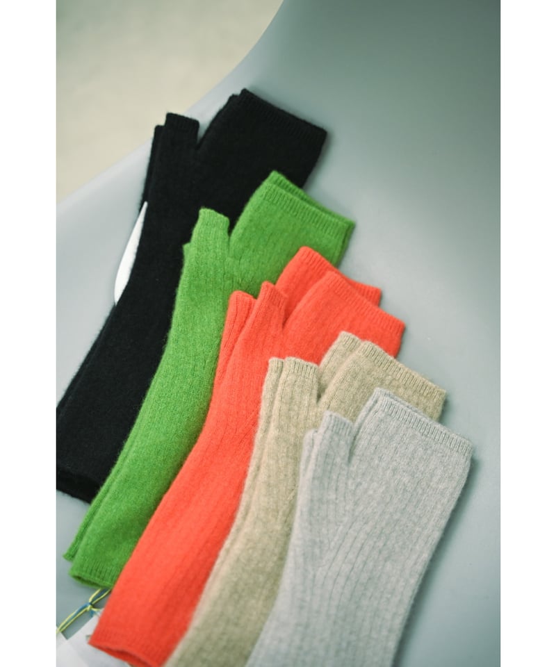 Olde H & Daughter AGED CASHMERE GLOVES | Muster